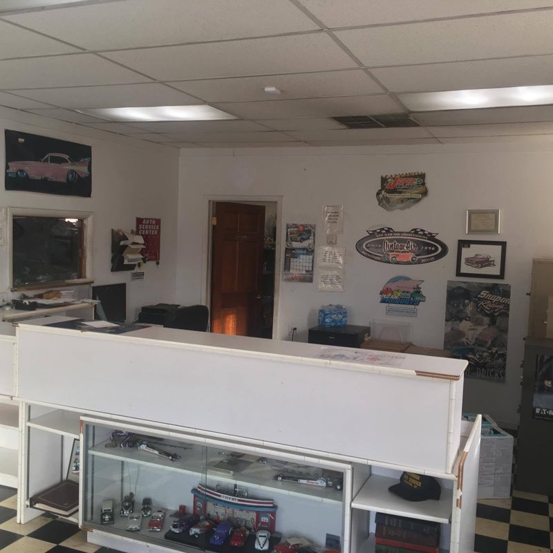 Baughman Auto Service - inside the shop